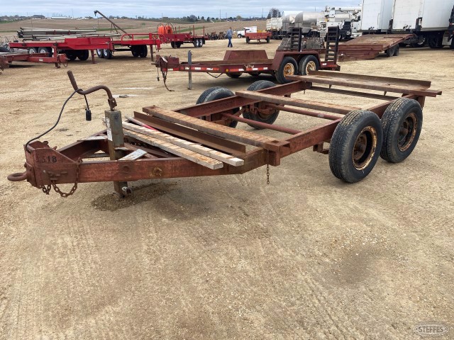 Tandem axle pintle hitch flatbed trailer